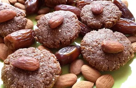 Energieplätzchen nach Hildegard von Bingen - veganes Rohkostrezept