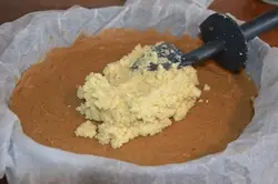 Macadamia Beeren Kakao Kuchen